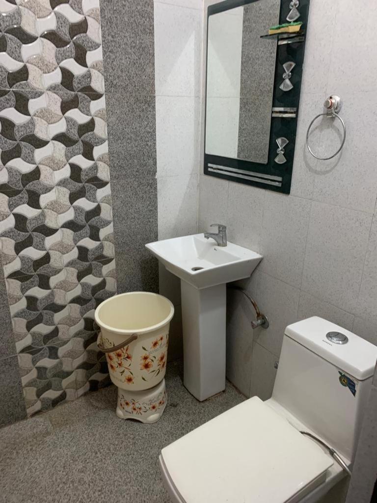$4 Home Stay Amritsar Bagian luar foto