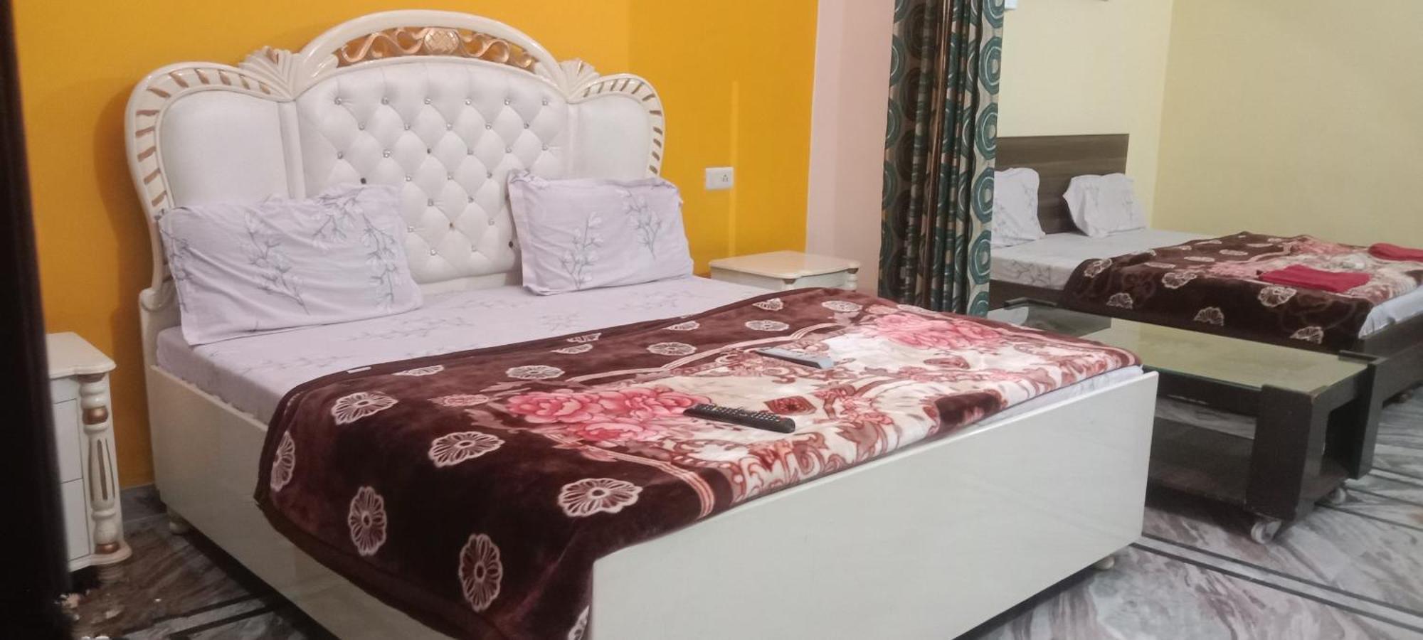 $4 Home Stay Amritsar Bagian luar foto