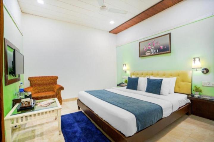 $4 Home Stay Amritsar Bagian luar foto